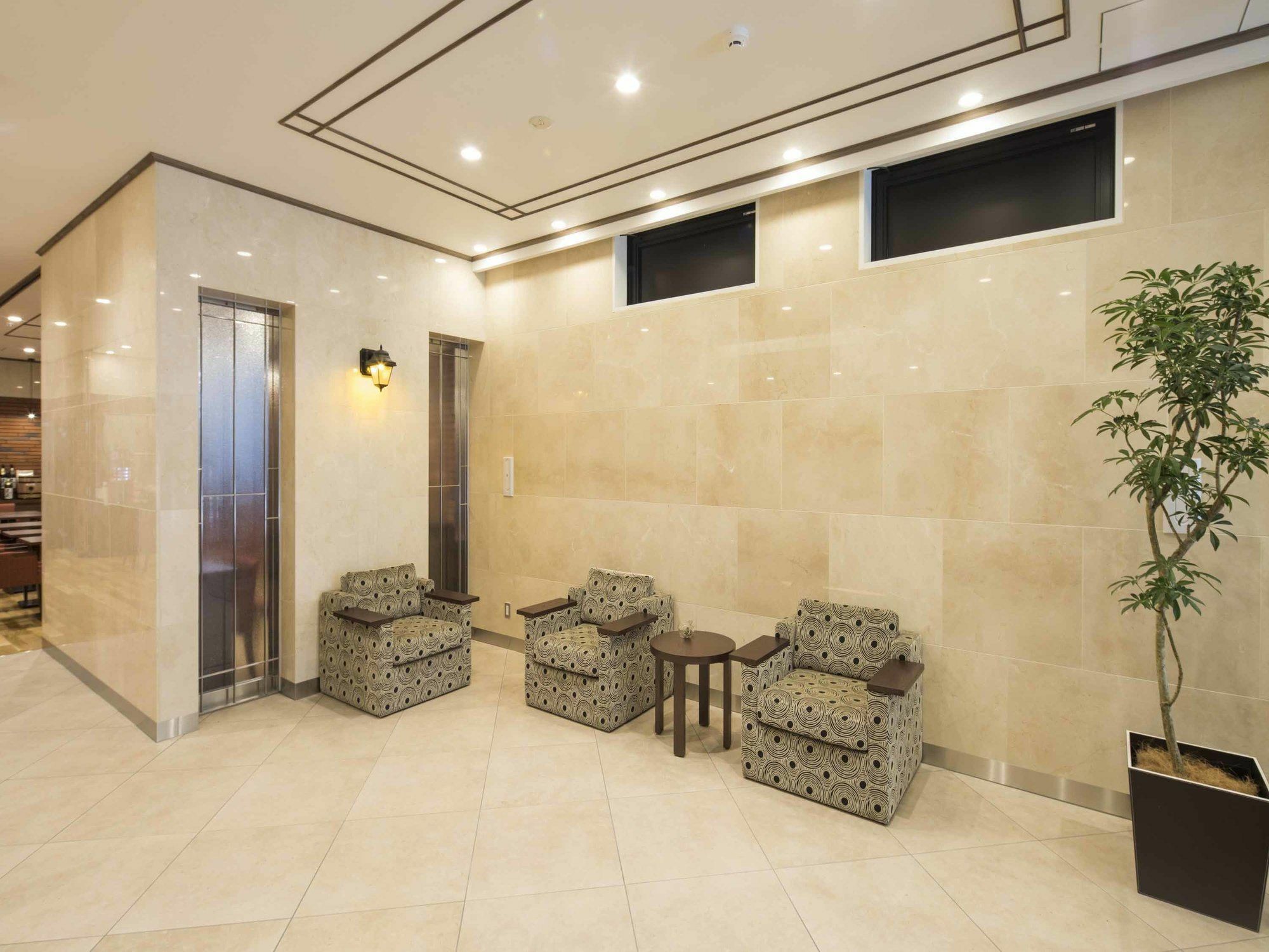Hotel Wbf Shinsaibashi Oszaka Kültér fotó