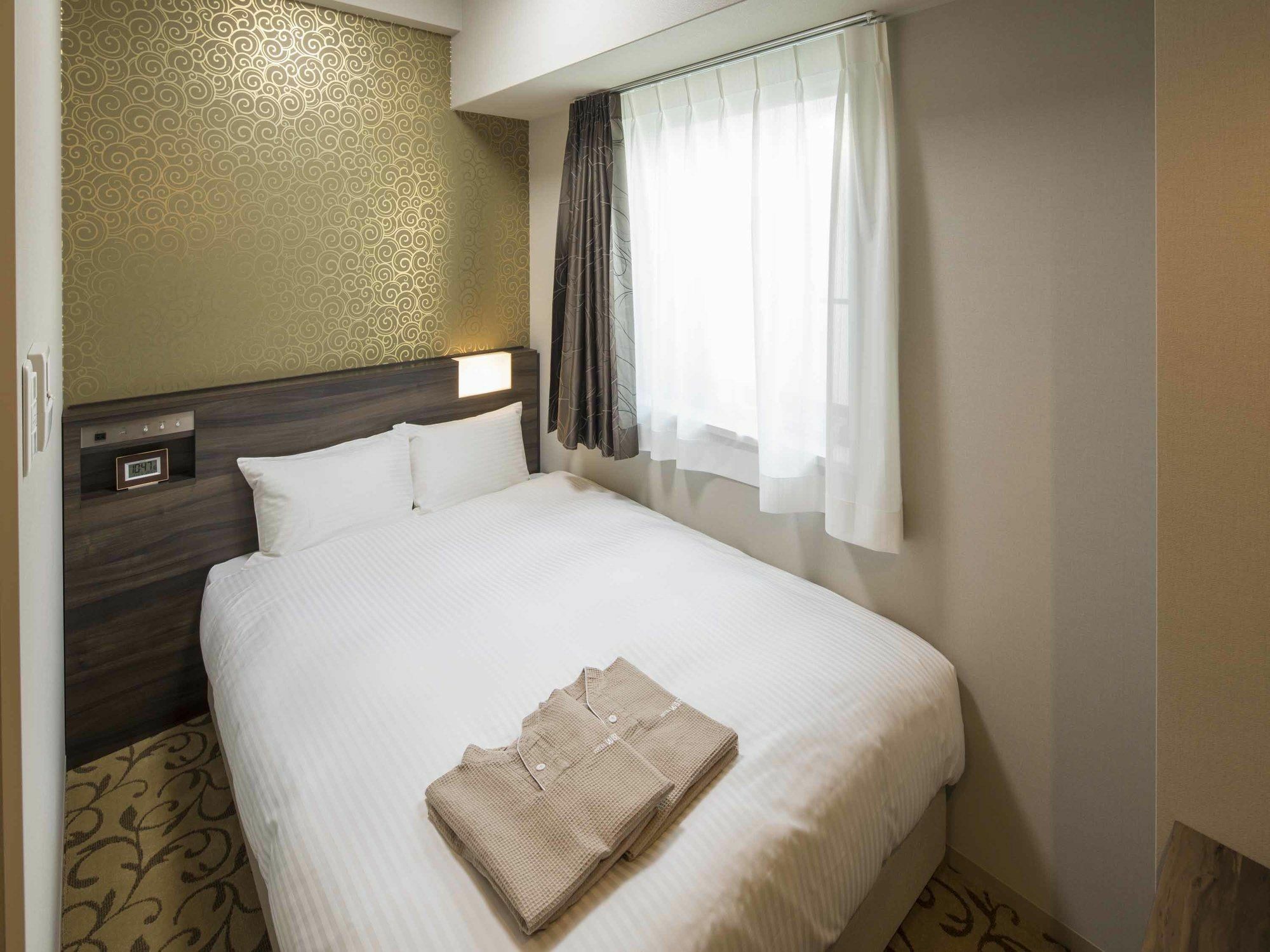 Hotel Wbf Shinsaibashi Oszaka Kültér fotó