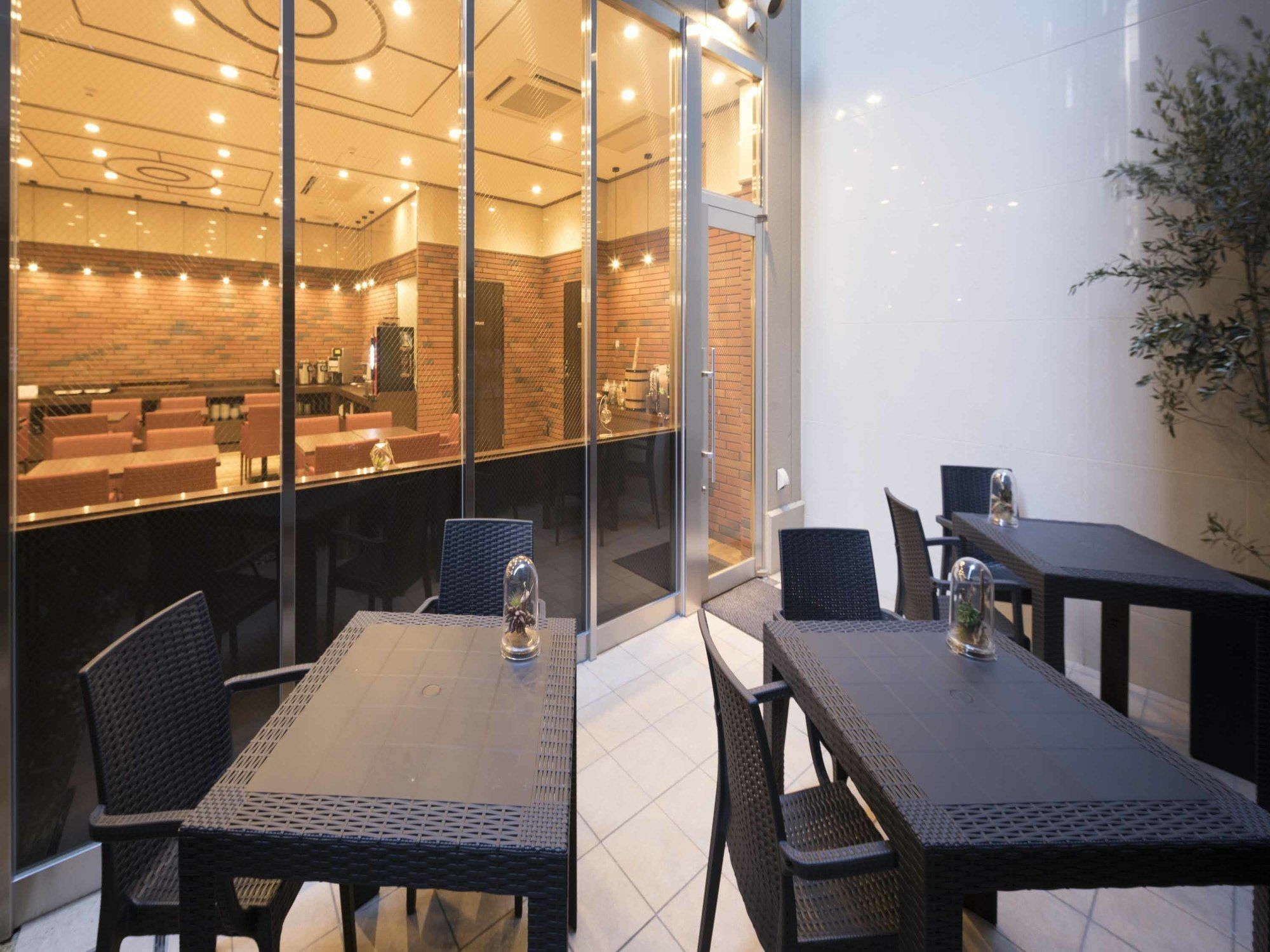 Hotel Wbf Shinsaibashi Oszaka Kültér fotó