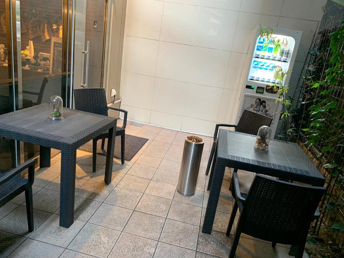 Hotel Wbf Shinsaibashi Oszaka Kültér fotó